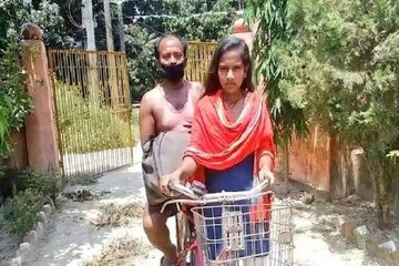 पिता को साइकिल पर बैठा तय किया 1200 किमी. लंबा सफर, अब बन सकती है 'सुपरस्टार'