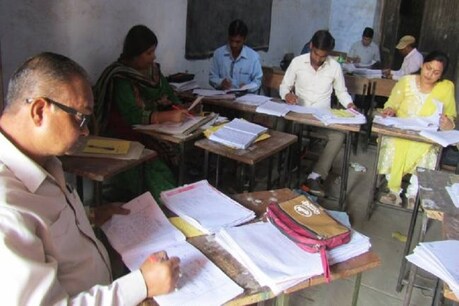 झारखंड में कल से शुरू होगी मैट्रिक-इंटर परीक्षा की कॉपी जांच, जानें कब तक आएंगे रिजल्ट झारखंड में कल से शुरू होगी मैट्रिक-इंटर परीक्षा की कॉपी जांच, जानें कब तक आएंगे रिजल्ट