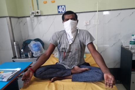 मेरठ मेडिकल कॉलेज के कोविड वार्ड में भर्ती है एक्टर रजनीकांत का अनोखा दीवाना मेरठ मेडिकल कॉलेज के कोविड वार्ड में भर्ती है एक्टर रजनीकांत का अनोखा दीवाना