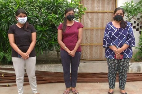 Lockdown: प्रियंका गांधी की मदद से घर पहुंचीं दिल्ली में फंसी प्रयागराज की 3 बेटियां Lockdown: प्रियंका गांधी की मदद से घर पहुंचीं दिल्ली में फंसी प्रयागराज की 3 बेटियां