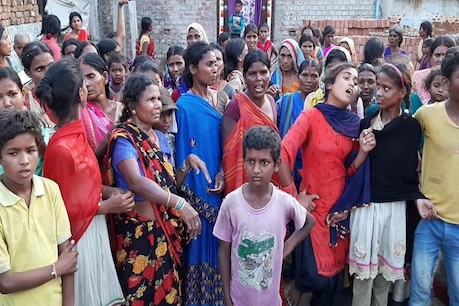 जहानाबाद में जमीन विवाद में पुलिस पर पथराव, आक्रोशित पुलिसकर्मियों ने ग्रामीणों पर भांजी लाठियां जहानाबाद में जमीन विवाद में पुलिस पर पथराव, आक्रोशित पुलिसकर्मियों ने ग्रामीणों पर भांजी लाठियां