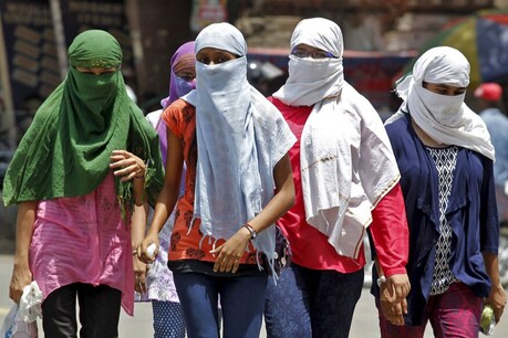 कई वर्षो बाद मई में 48 डिग्री सेल्सियस पर तपा हिसार, 29 से राहत की उम्मीद, बदलेगा मौसम कई वर्षो बाद मई में 48 डिग्री सेल्सियस पर तपा हिसार, 29 से राहत की उम्मीद, बदलेगा मौसम