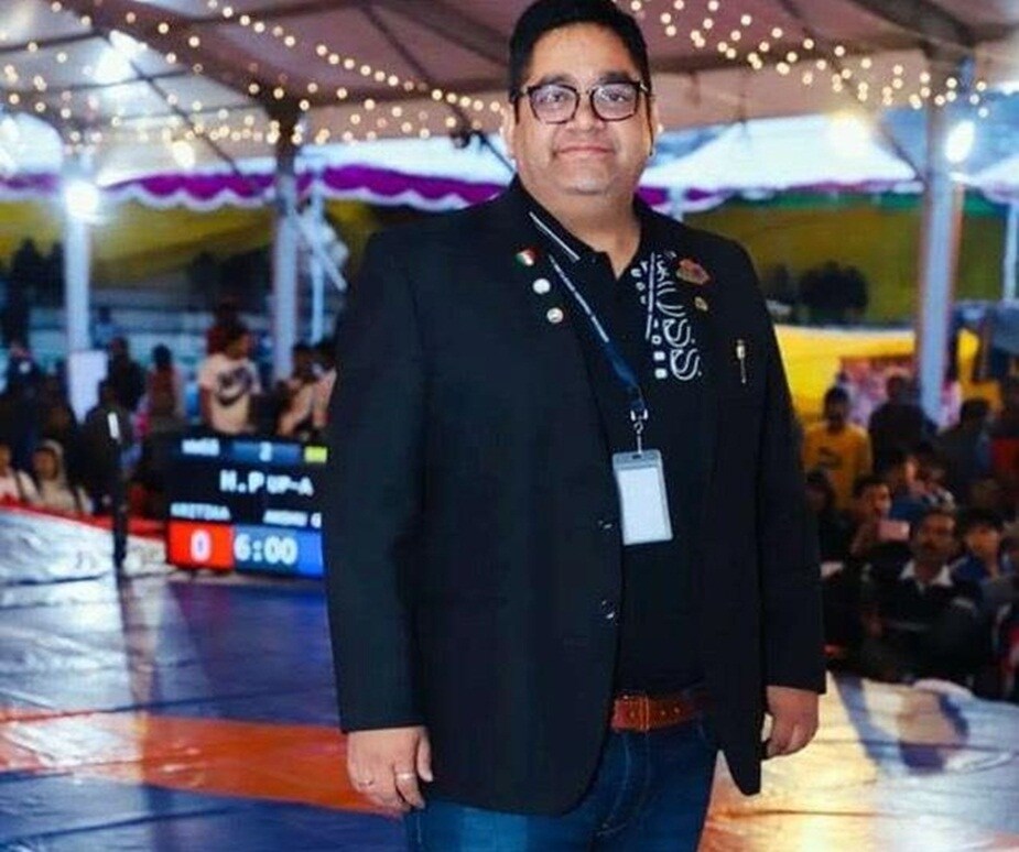 मंडी के सरकाघाट के समाजसेवी चंद्रमोहन शर्मा.