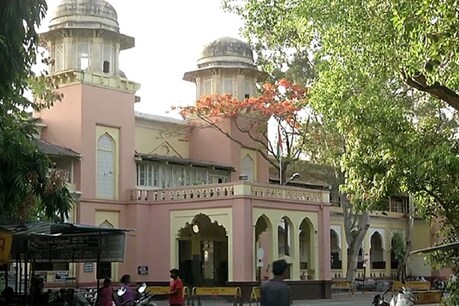 गुजरात दंगे का आरोपी नहीं जा पाएगा घर, बेटे की शादी में होना था शामिल गुजरात दंगे का आरोपी नहीं जा पाएगा घर, बेटे की शादी में होना था शामिल