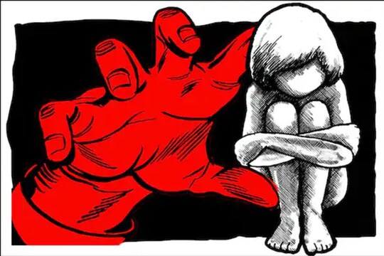 बालिका संरक्षण गृह की बच्चियों के गर्भवती होने के मामले में एक तरफ जहां शेल्टर होम प्रबंधन पर सवाल उठ रहे हैं. (फाइल फोटो)