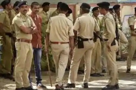 कोरोना संक्रमित होने पर कर्नाटक रिजर्व पुलिस के कांस्टेबल ने की खुदकुशी (प्रतीकात्मक तस्वीर)