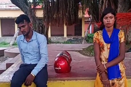 प्रेमिका से तीसरी शादी कर रहा था युवक, तभी मौके पर पहुंच गई दूसरी पत्नी और इसके बाद... प्रेमिका से तीसरी शादी कर रहा था युवक, तभी मौके पर पहुंच गई दूसरी पत्नी और इसके बाद...