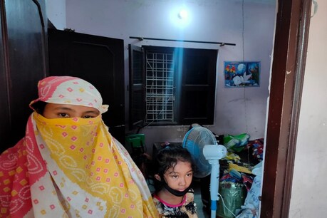 भारत-चीन विवाद: शहीद हुए मेरठ के वीर हवलदार बिपुल रॉय, किराए के मकान में रहता है परिवार, CM योगी ने दी श्रद्धांजलि भारत-चीन विवाद: शहीद हुए मेरठ के वीर हवलदार बिपुल रॉय, किराए के मकान में रहता है परिवार, CM योगी ने दी श्रद्धांजलि
