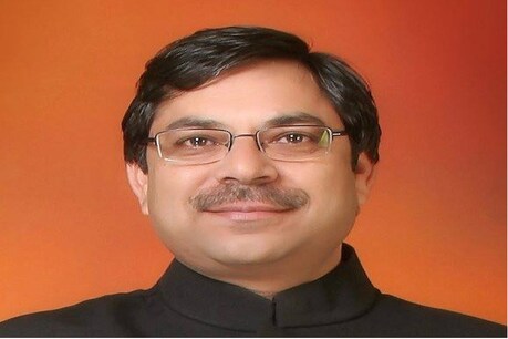 पूनिया ने कहा कि अब ऐसी क्या आशंका हो गई कि राज्यसभा चुनाव के 9 दिन पहले ही कांग्रेस को बाड़ेबंदी करनी पड़ गई.