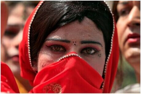 नोएडा: ट्रांसजेंडरों के लिए NMRC ने उठाया बड़ा कदम, सेक्टर-50 मेट्रो स्टेशन पर मिलेगी नौकरी नोएडा: ट्रांसजेंडरों के लिए NMRC ने उठाया बड़ा कदम, सेक्टर-50 मेट्रो स्टेशन पर मिलेगी नौकरी
