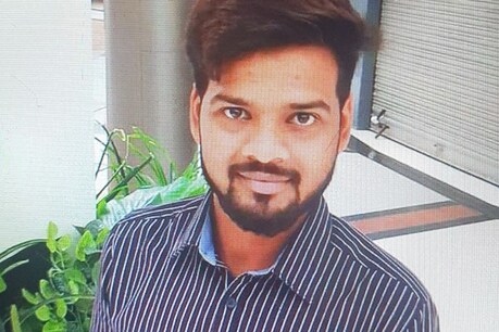 बरेली: बाइक सवार दबंगों ने की अंधाधुंध फायरिंग, युवक को मारी गोली बरेली: बाइक सवार दबंगों ने की अंधाधुंध फायरिंग, युवक को मारी गोली