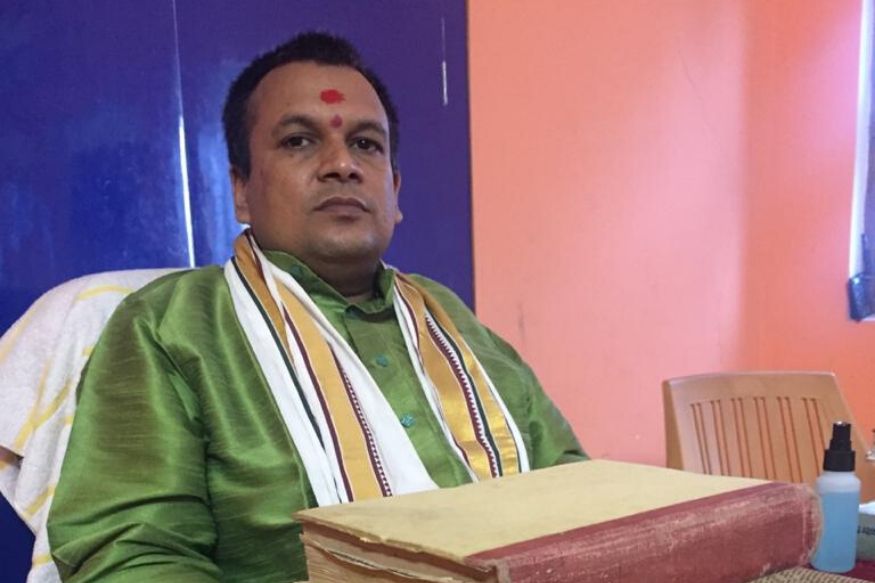बीएचयू के धर्म विज्ञान संकाय के प्रोफेसर डा रामनारायण द्विवेदी