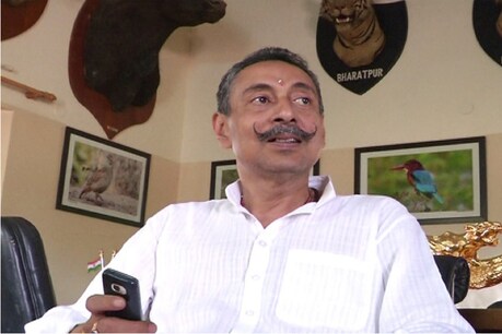 COVID-19: मंत्री विश्वेन्द्र सिंह के गनमैन की नगेटिव रिपोर्ट को बता दिया पॉजिटिव, हड़कंप मचा COVID-19: मंत्री विश्वेन्द्र सिंह के गनमैन की नगेटिव रिपोर्ट को बता दिया पॉजिटिव, हड़कंप मचा