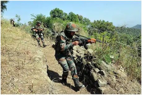 भारत ने पाकिस्तानी सेना के कई पोस्ट तबाह किए, 4 सैनिकों के मारे जाने की खबर, दर्जनों घायल
