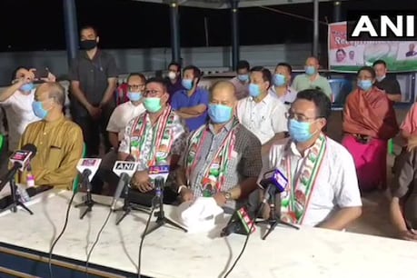 मणिपुर में खतरे में BJP की गठबंधन सरकार, 3 विधायक कांग्रेस में शामिल, डिप्टी CM समेत 4 मंत्रियों का इस्तीफा मणिपुर में खतरे में BJP की गठबंधन सरकार, 3 विधायक कांग्रेस में शामिल, डिप्टी CM समेत 4 मंत्रियों का इस्तीफा