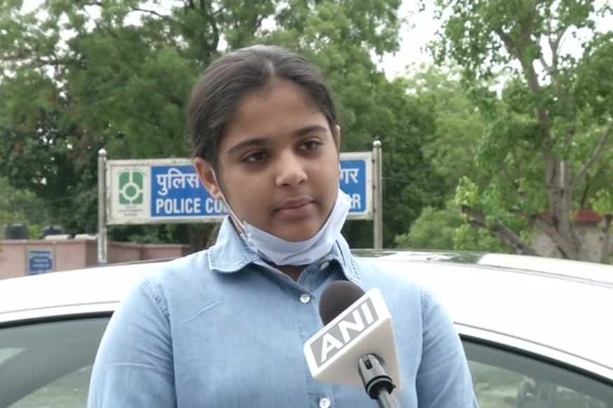 12 साल की छात्रा ने बचत के पैसे से 3 प्रवासी श्रमिकों को फ्लाइट से भेजा झारखंड