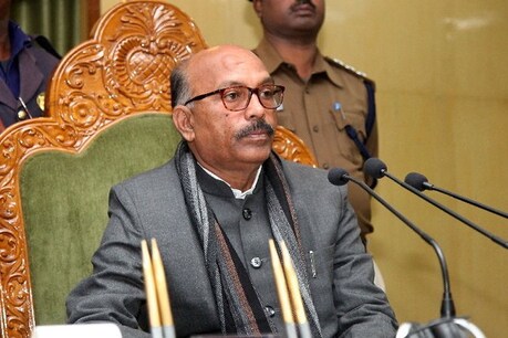 झारखंड: Lockdown में छूट मिलते ही स्पीकर ने बुलाई विधानसभा समितियों की बैठक झारखंड: Lockdown में छूट मिलते ही स्पीकर ने बुलाई विधानसभा समितियों की बैठक