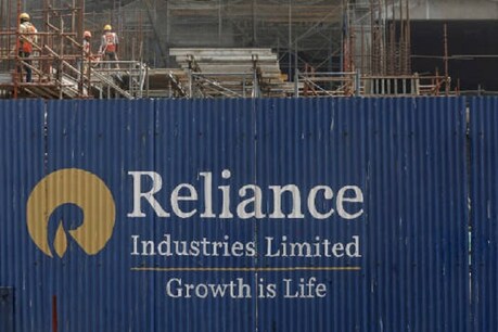 सेंसेक्स में 600 अंक की तेजी, RIL का शेयर 52 हफ्ते की नई ऊंचाई पर सेंसेक्स में 600 अंक की तेजी, RIL का शेयर 52 हफ्ते की नई ऊंचाई पर