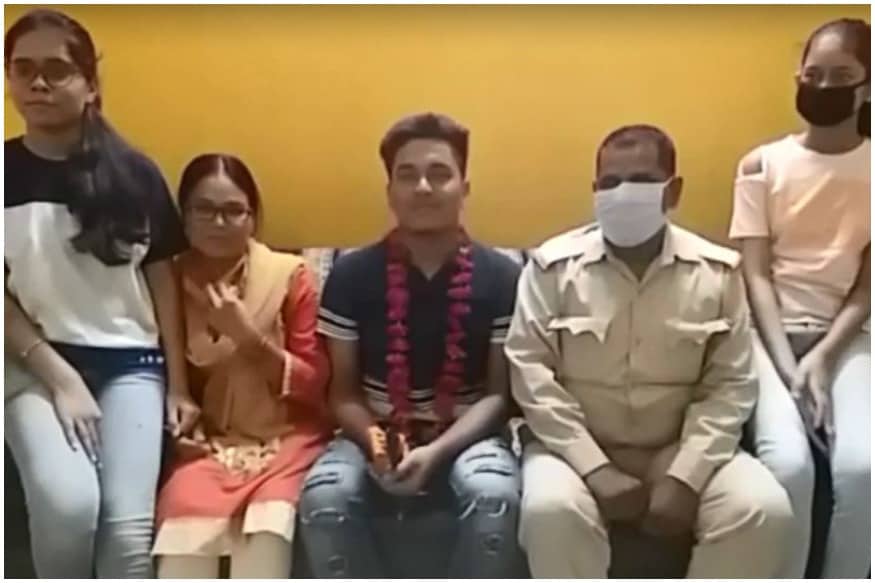 MP Board 12th Result: बैंक गार्ड का बेटा बायोलॉजी का सेकेंड टॉपर, 500 में पाए 486 अंक | MPBSE Result Update-Bank Guard son becomes second topper in Biology