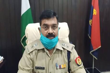 शोहदों का आतंक से दहशत में नर्स, पहले सरेराह छेड़खानी, फिर दौड़ाकर पीटा, परिवार पर भी हमला शोहदों का आतंक से दहशत में नर्स, पहले सरेराह छेड़खानी, फिर दौड़ाकर पीटा, परिवार पर भी हमला
