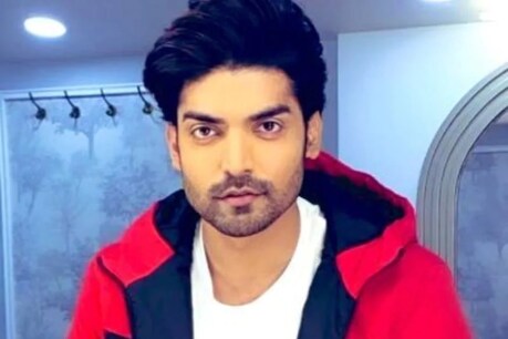 बिहार में कोरोना विस्फोट से दुखी हैं एक्टर गुरमीत चौधरी, राज्य सरकार से की टेस्टिंग बढ़ाने की अपील बिहार में कोरोना विस्फोट से दुखी हैं एक्टर गुरमीत चौधरी, राज्य सरकार से की टेस्टिंग बढ़ाने की अपील