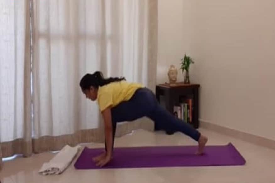 ऊर्जा से भर देगा सूर्य नमस्कार, गायब होगा सारा तनाव | surya namaskar  release all stress and obesity said savita yadav in fb live yoga session  bgys