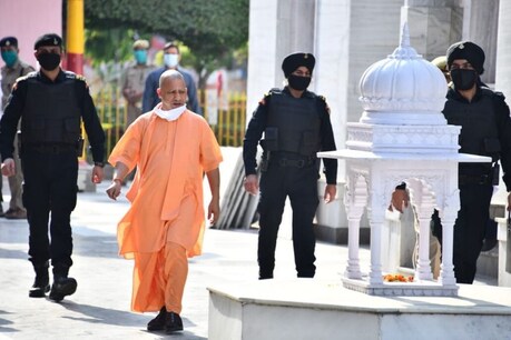 गुरू पूर्णिमा पर छाया कोरोना का खतरा (file photo)