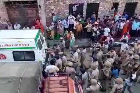 गाजियाबाद: मोमबत्ती फैक्ट्री में लगी भीषण आग, 7 लोगों की दर्दनाक मौत गाजियाबाद: मोमबत्ती फैक्ट्री में लगी भीषण आग, 7 लोगों की दर्दनाक मौत
