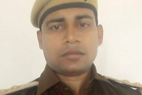 Kanpur Shootout: गिरफ्तार दरोगा केके शर्मा ने SC में दाखिल की अर्जी, बताया जान को खतरा