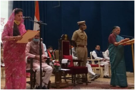 शिवराज कैबिनेट का यह है पूरा गणित, जानें MP के किस इलाके से कितने मंत्री शिवराज कैबिनेट का यह है पूरा गणित, जानें MP के किस इलाके से कितने मंत्री