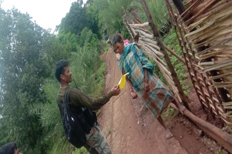 बस्तर में नक्सलियों के खिलाफ अभियान तेज.