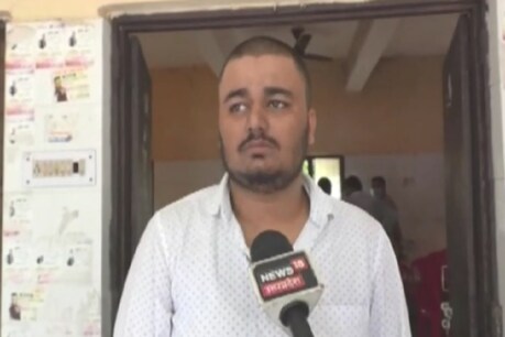 कानपुर एनकाउंटर के दौरान SO शिवराजपुर महेश यादव की फोन पर हुई थी बेटे से बात, बोले थे… कानपुर एनकाउंटर के दौरान SO शिवराजपुर महेश यादव की फोन पर हुई थी बेटे से बात, बोले थे…