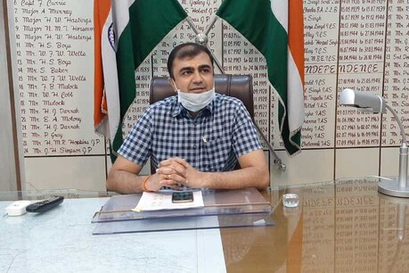 लखनऊ डीएम अभिषेक प्रकाश
