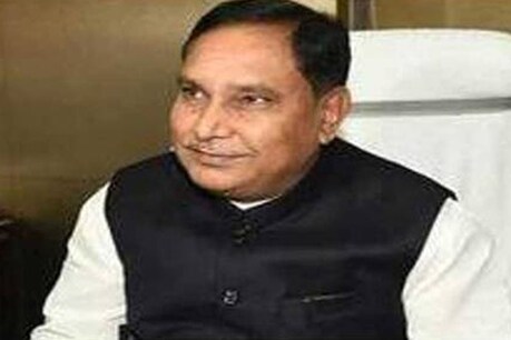 बिहार सरकार के मंत्री बोले- सियासत के कमजोर छात्र हैं तेजस्वी और चिराग बिहार सरकार के मंत्री बोले- सियासत के कमजोर छात्र हैं तेजस्वी और चिराग