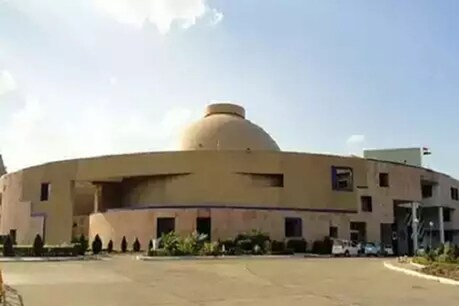 MP: BJP विधायक रामेश्वर शर्मा बने प्रोटेम स्पीकर, जगदीश देवड़ा की जगह लेंगे MP: BJP विधायक रामेश्वर शर्मा बने प्रोटेम स्पीकर, जगदीश देवड़ा की जगह लेंगे