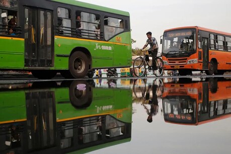 कोरोना काल के बाद लोग पब्लिक ट्रांसपोर्ट का इस्तेमाल करने से कतराएंगे. (प्रतीकात्मक तस्वीर)