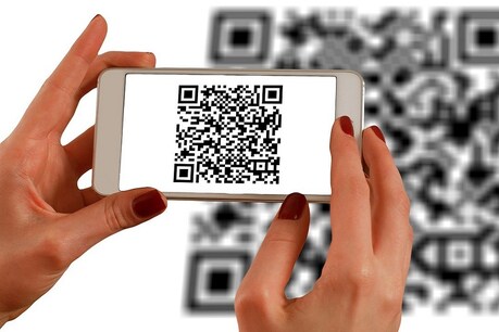 QR कोड से ट्रांजैक्शन करने वालों के लिए खुशखबरी! जल्द मिलेगा कई बड़े ऑफर्स का फायदा, RBI ने दिए संकेत QR कोड से ट्रांजैक्शन करने वालों के लिए खुशखबरी! जल्द मिलेगा कई बड़े ऑफर्स का फायदा, RBI ने दिए संकेत