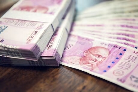 आम्रपाली होम बायर्स को बड़ी राहत, नए फॉर्मूले के तहत कर सकेंगे बकाया किस्तों का भुगतान आम्रपाली होम बायर्स को बड़ी राहत, नए फॉर्मूले के तहत कर सकेंगे बकाया किस्तों का भुगतान