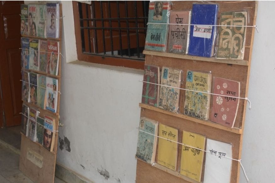 समय-समय पर साहित्यिक मान्यताओं को लेकर वाद-विवाद होते रहते हैं.