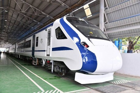 Indian Railways: जल्द कई रूटों पर चलेंगी 44 सेमी हाई स्पीड ट्रेन Indian Railways: जल्द कई रूटों पर चलेंगी 44 सेमी हाई स्पीड ट्रेन
