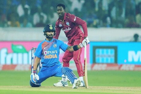 आईसीसी वनडे रैंकिंग का ऐलान, विराट कोहली नंबर 1, जसप्रीत बुमराह दूसरे पायदान पर आईसीसी वनडे रैंकिंग का ऐलान, विराट कोहली नंबर 1, जसप्रीत बुमराह दूसरे पायदान पर
