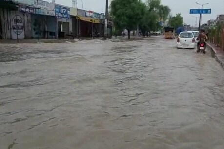 हरियाणा में मौसम: इंद्र देव हुए मेहरबान, लगाई सावन की झड़ी, किसानों के चेहरे खिले हरियाणा में मौसम: इंद्र देव हुए मेहरबान, लगाई सावन की झड़ी, किसानों के चेहरे खिले