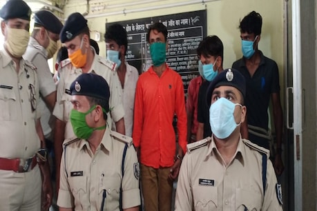 पटना पुलिस ने 72 घंटे में सॉल्व किया डबल मर्डर केस, हथियार समेत पकड़े गए शूटर्स पटना पुलिस ने 72 घंटे में सॉल्व किया डबल मर्डर केस, हथियार समेत पकड़े गए शूटर्स