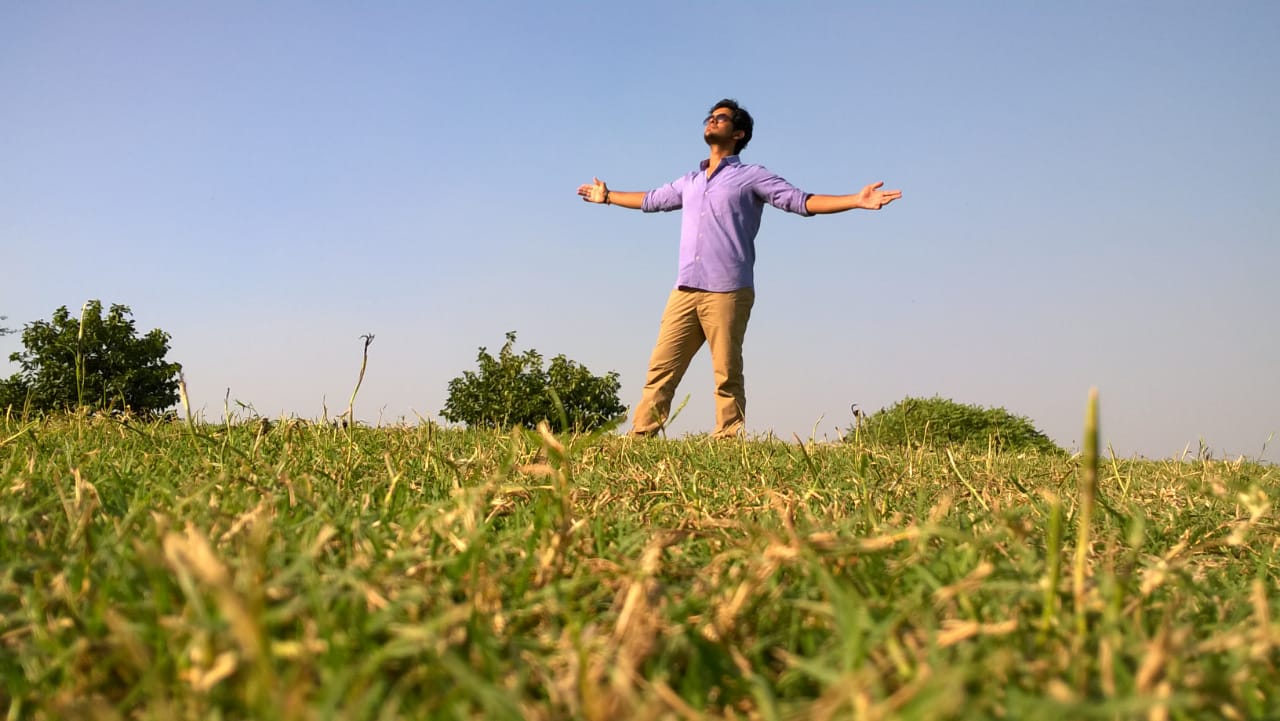फोटोग्राफी में एंगल्स और फ्रेम काफी अहम हैं (फोटो साभार: varun singh)