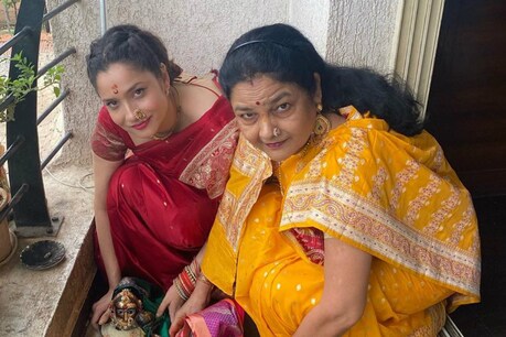अंकिता लोखंडे ने विधि-विधान से की महालक्ष्मी पूजा, वीडियो में भक्ति में लीन आईं नजर- अंकिता लोखंडे ने विधि-विधान से की महालक्ष्मी पूजा, वीडियो में भक्ति में लीन आईं नजर-