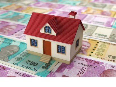 RBI ने होम लोन रिस्ट्रक्चरिंग की सुविधा की छूट दी है.