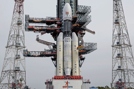 चंद्रयान-2 के एक साल पूरे, इसरो ने कहा, 7 साल का ईंधन और है इसमें चंद्रयान-2 के एक साल पूरे, इसरो ने कहा, 7 साल का ईंधन और है इसमें