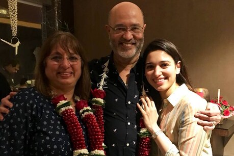 तमन्ना भाटिया के मम्मी-पापा को हुआ कोरोना, एक्ट्रेस समेत पूरे स्टाफ ने कराया टेस्ट तमन्ना भाटिया के मम्मी-पापा को हुआ कोरोना, एक्ट्रेस समेत पूरे स्टाफ ने कराया टेस्ट