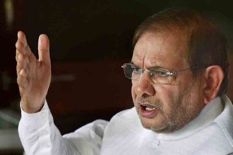 बिहार चुनाव 2020: महागठबंधन में हाशिये पर क्यों गए शरद यादव? जानें क्या है CM नीतीश की सियासत बिहार चुनाव 2020: महागठबंधन में हाशिये पर क्यों गए शरद यादव? जानें क्या है CM नीतीश की सियासत