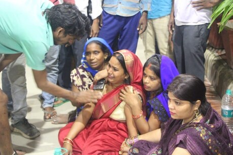 वाराणसी: तीज की पूजा वाले दिन उजड़ा पत्नी का सुहाग, पति को गोलियों से भूना वाराणसी: तीज की पूजा वाले दिन उजड़ा पत्नी का सुहाग, पति को गोलियों से भूना